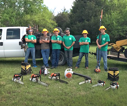 speedy tree service team photo